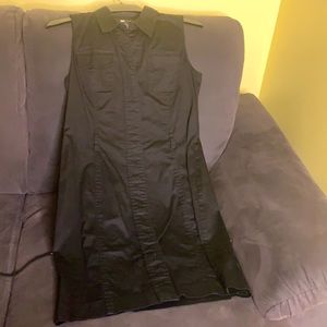 Sleeveless T-shirt dress in black